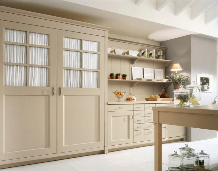 English Mood kitchen by Minacciolo