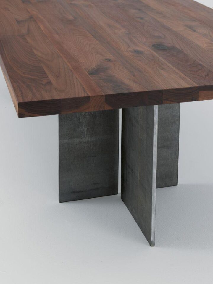 Gualtiero table by Riva 1920