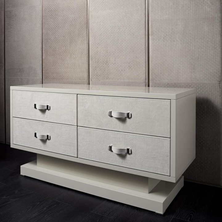 Parigi chest of drawers by Rugiano