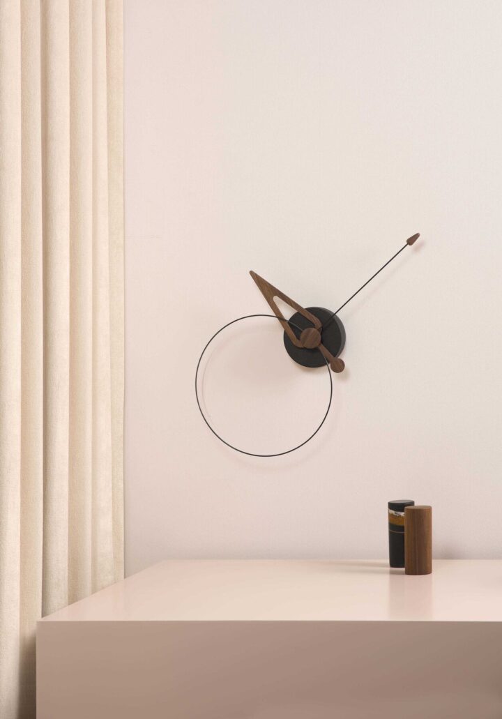 Pico - wood clock | Nomon