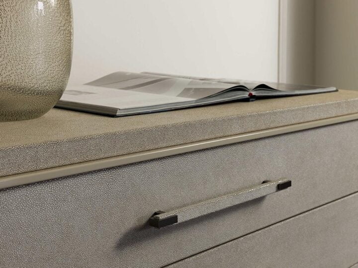 Asmara - rectangular lacquered chest of drawers | Galimberti Nino