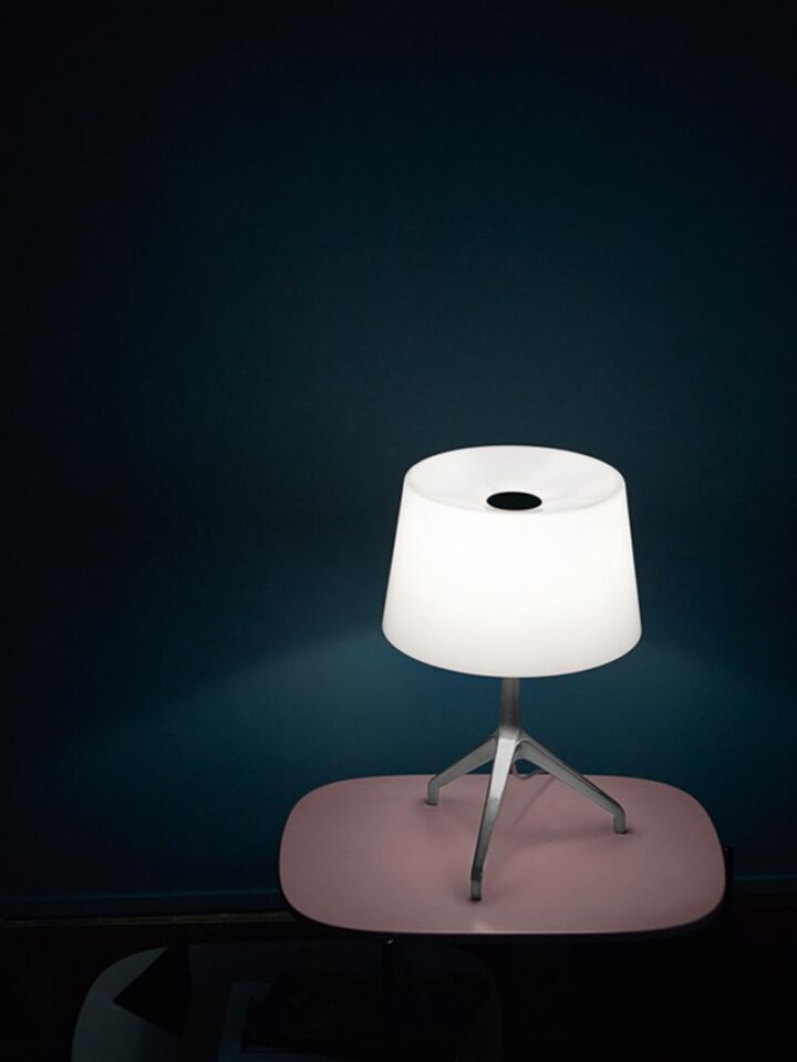 Lumiere - plastic table lamp | Foscarini