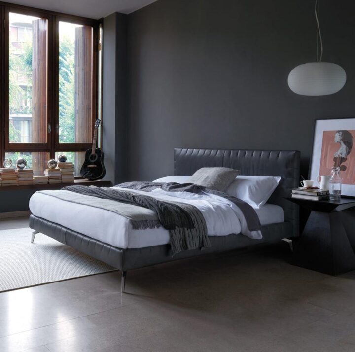 Moore - leather bed with tufted headboard | Dorelan