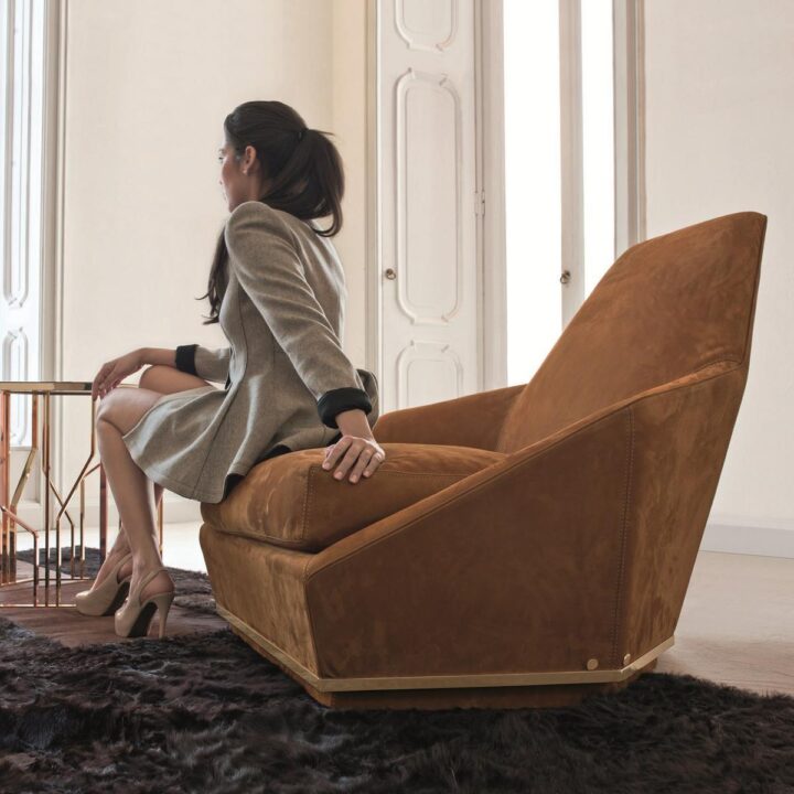 Aoyama - velvet armchair | Longhi