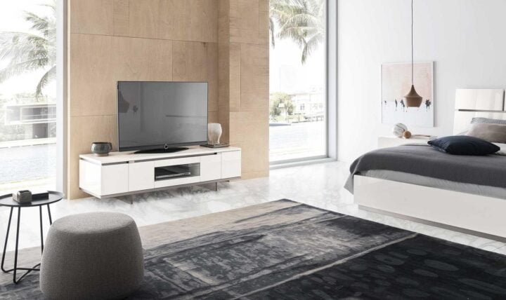 Artemide - lacquered bedroom set | ALF Italia