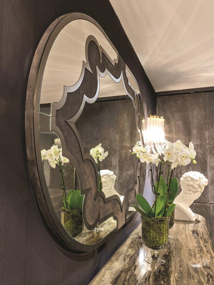 Byron - oval glass mirror | Longhi