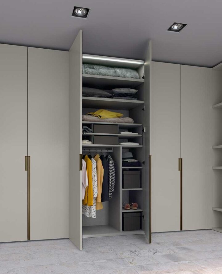 Go - modular lacquered wardrobe with doors | ALF Dafre