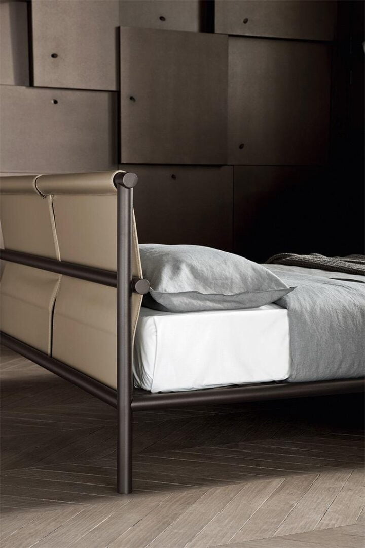 Jetty - leather bed with removable cover | ALF Dafre