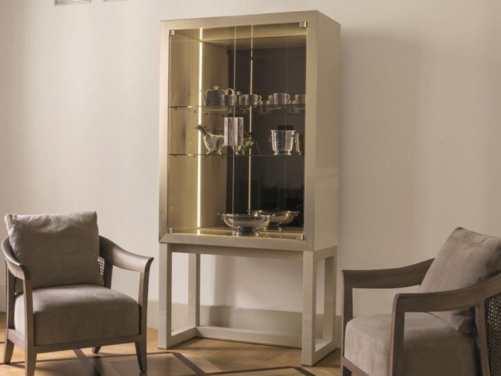 Orwell - veneer display cabinet | Longhi