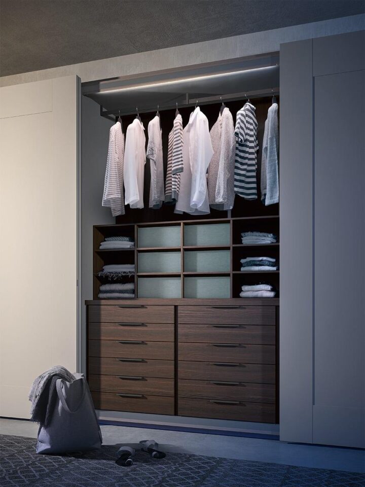 Quadra - modular lacquered wardrobe with coplanar doors | ALF Dafre