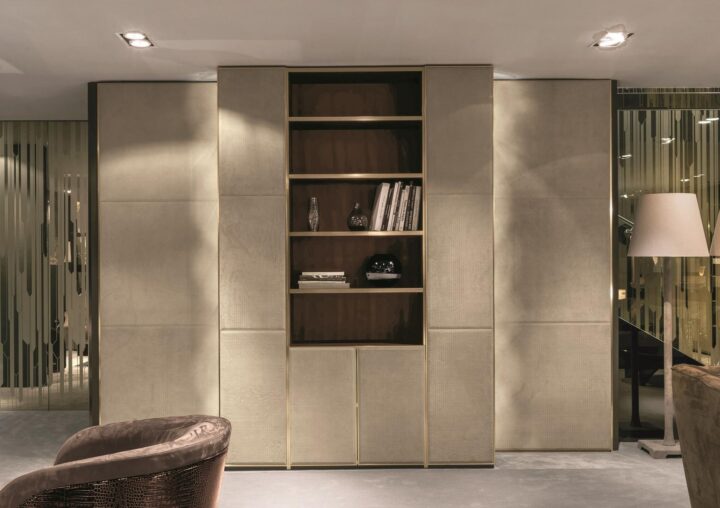 Ianus Middle - modular leather storage wall | Longhi