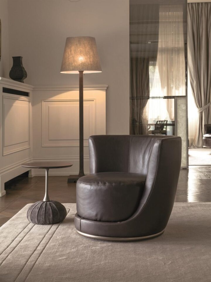 Laurent - fabric armchair | Longhi