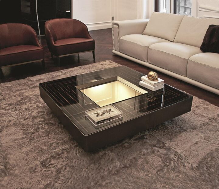 Lord - square leather coffee table | Longhi