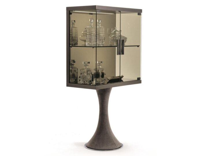 Oscar - metal display cabinet | Longhi